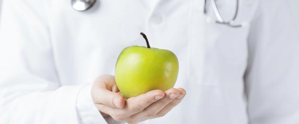 سیب خطر سرطان را در شما کاهش می ‌دهد.