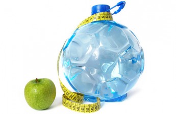 مفهوم «وزن آب» در رژیم لاغری چیست؟
