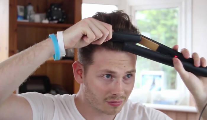 آموزش صاف‌کردن موی آقایان