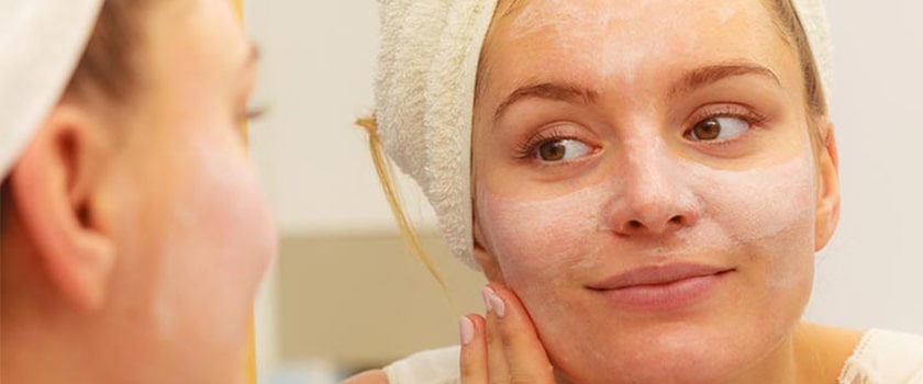 چگونه در کنار آرایش کردن، از کرم های ضد آفتاب استفاده کنیم؟