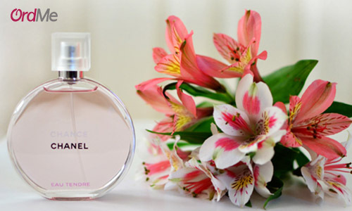 راهنمای آسان خرید عطر زنانه خوشبو مناسب روحیات فردی رمانتیک با رایحه گل