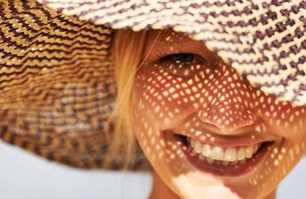 به این ۷ روش برای مراقبت از پوست در برابر آفتاب اعتماد نکنید.