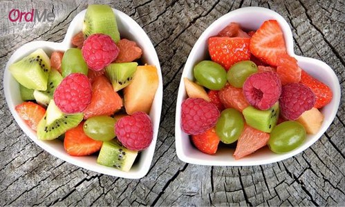 میوه‌های تازه بهترین مواد غذایی برای داشتن پوستی سالم و درخشان