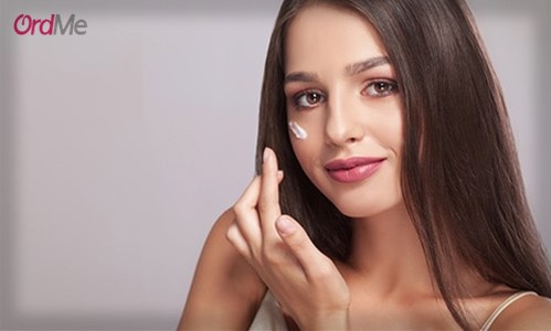 انتخاب بهترین مرطوب کننده برای زیر آرایش در پوست‌های حساس