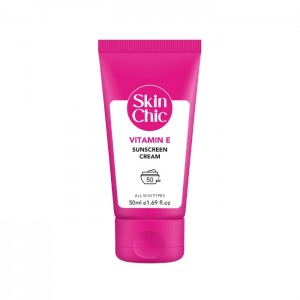 کرم ضد آفتاب حاوی ویتامین Skin Chic SPF50 E