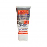 کرم ضد آفتاب فاقد چربی مناسب آقایان Ardene Men SPF30
