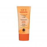 کرم ضد آفتاب SVI مدل بی رنگ پوست چرب SPF50