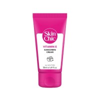 کرم ضد آفتاب حاوی ویتامین Skin Chic SPF50 E